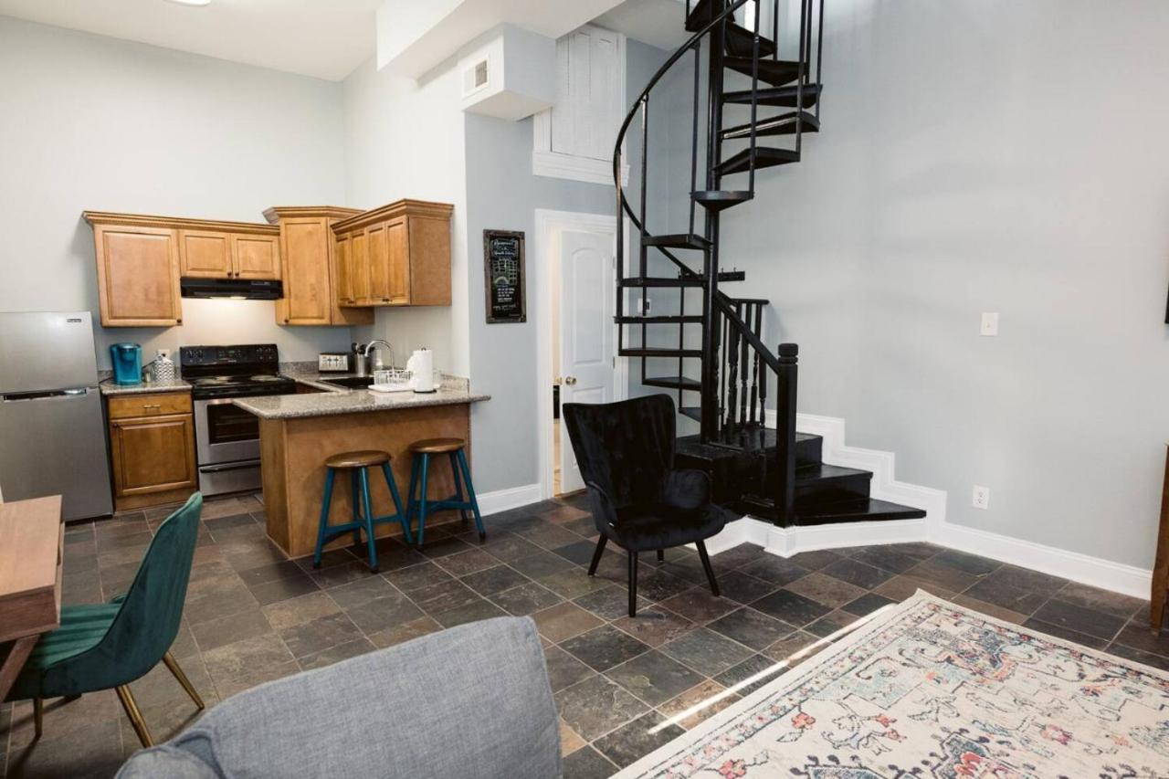 Monthly - Dumaine Historic Carriage House Holiday home New Orleans